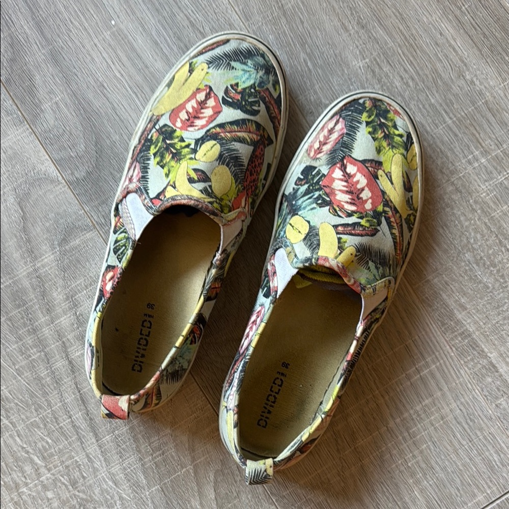 Divided Floral Canvas Sneakers Light Yellow
